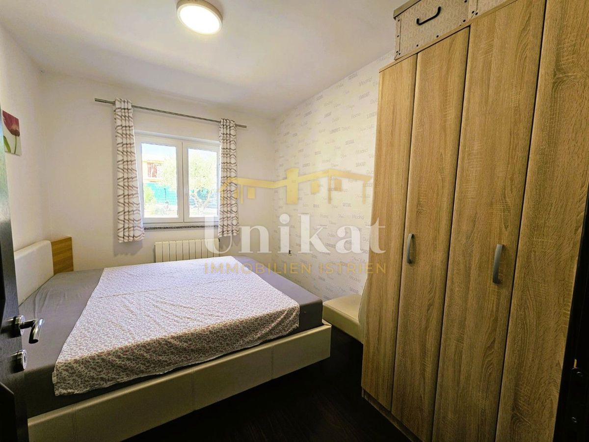 Villetta indipendente - piscina, garage e grande giardino